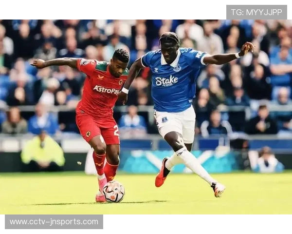 狼队门将若泽·萨屡献神扑， despite 球队垫底个人表现获认可